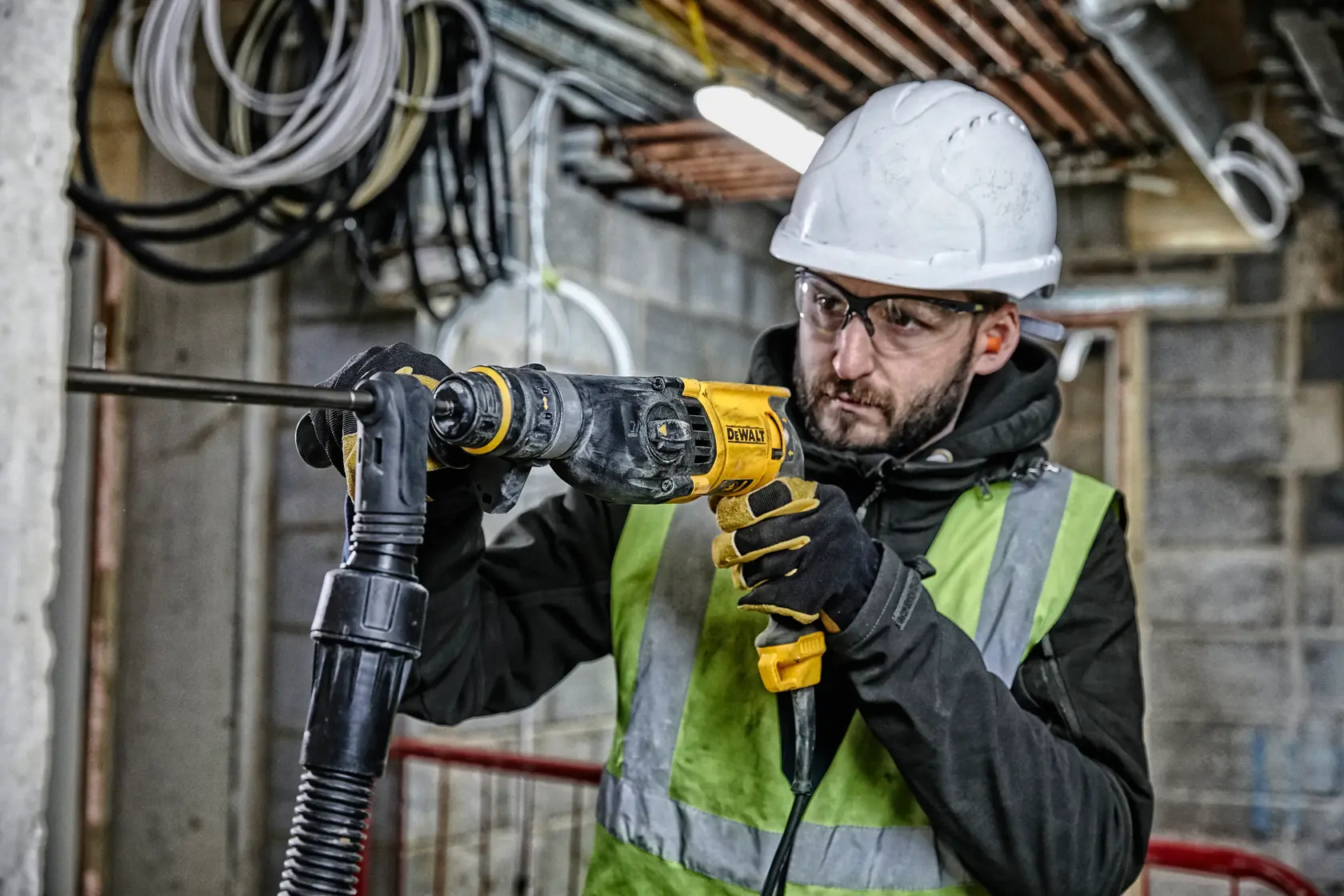 DEWALT® 26mm 3-Mode SDS Plus Hammer + QCC