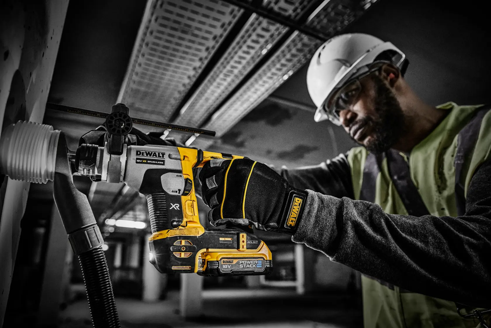 DEWALT® 18V XR® POWERSTACK Compact Battery