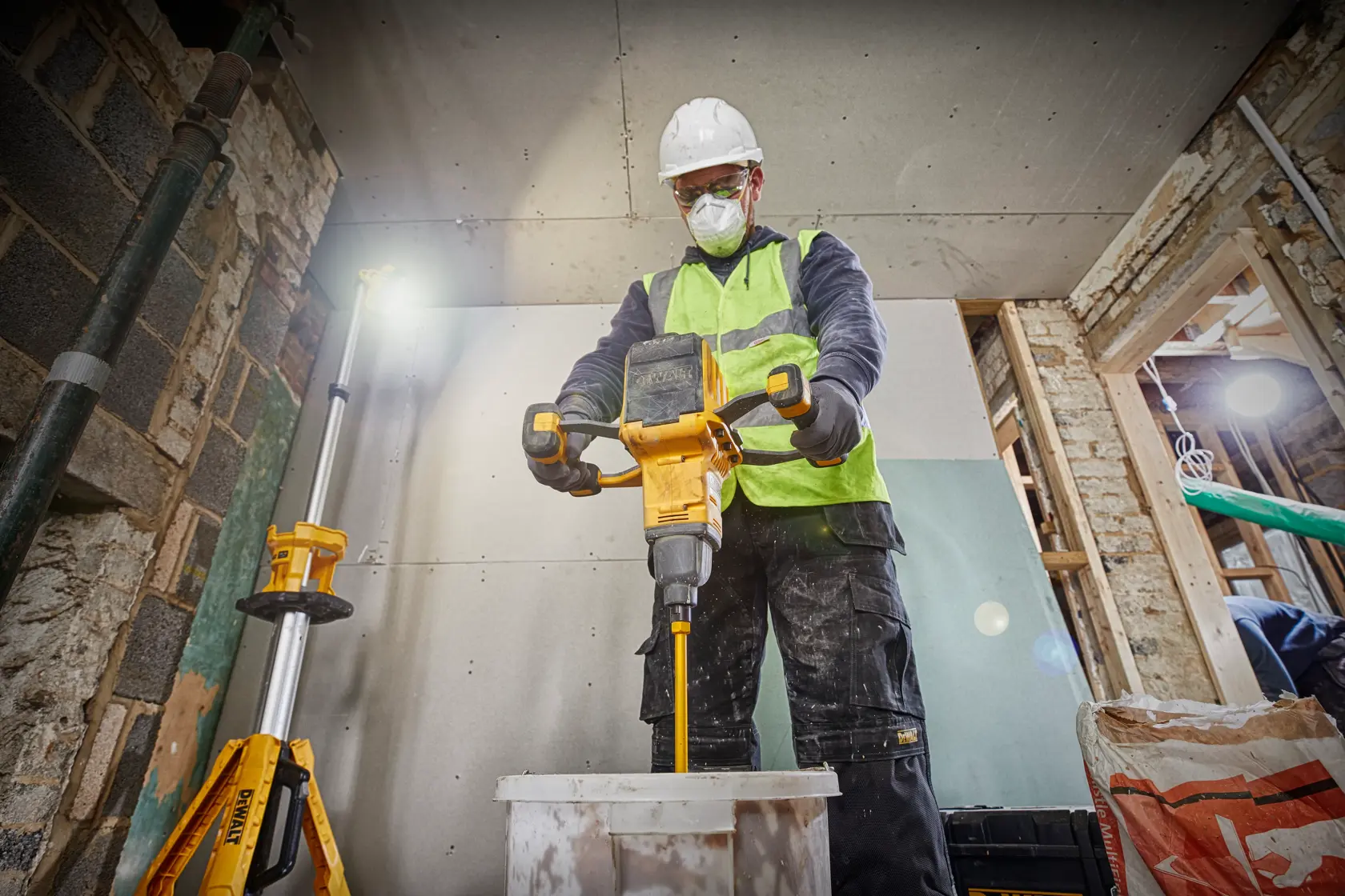 DEWALT® 54V XR® FLEXVOLT® Dual Handle Paddle Mixer - 2 x FLEXVOLT® 9Ah