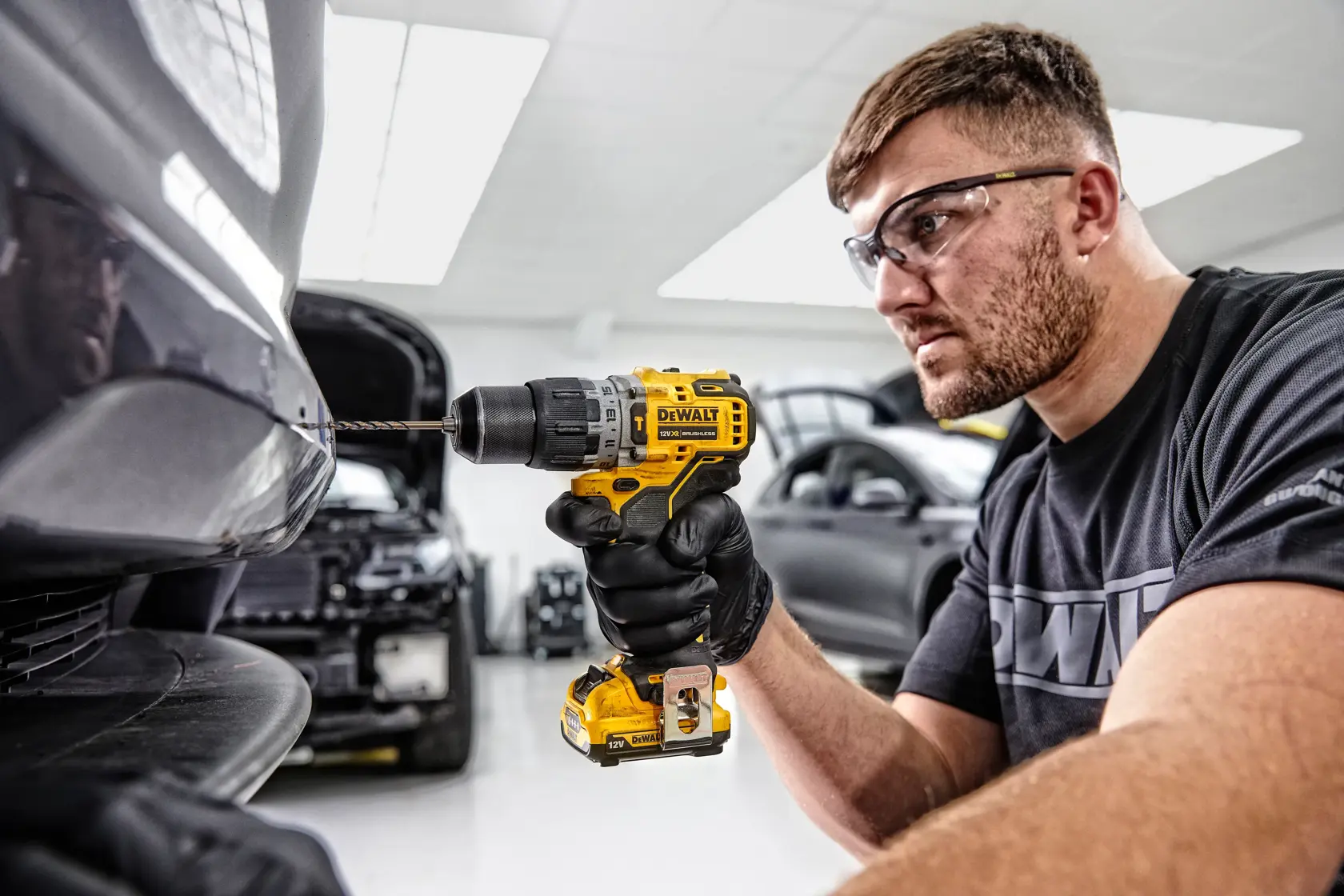 DEWALT® 12V XR® Brushless Hammer Drill Driver - 2 X 2Ah Batteries