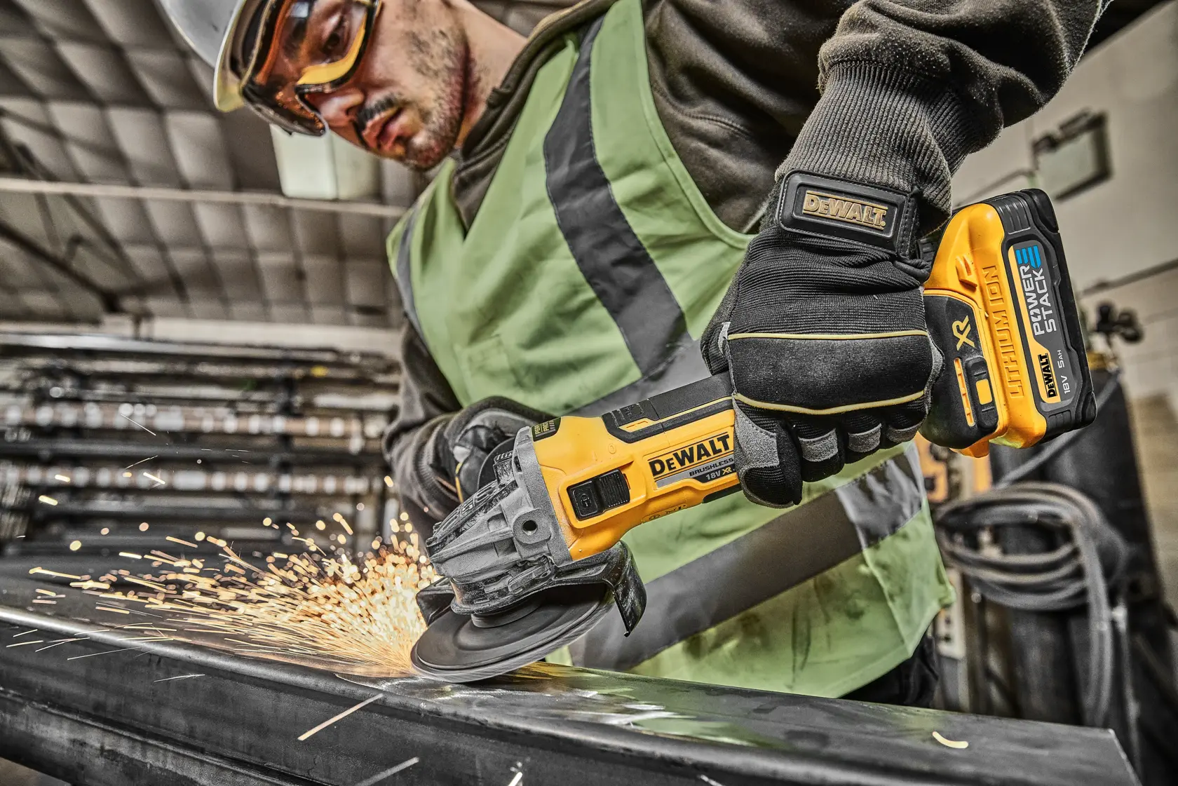 DEWALT® 18V XR® Brushless 125mm Angle Grinder - 2 x POWERSTACK 5Ah