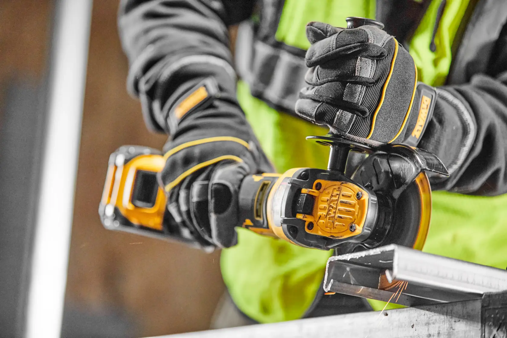 DEWALT® 18V XR® Brushless 125mm Angle Grinder - 1 x FLEXVOLT® 6Ah