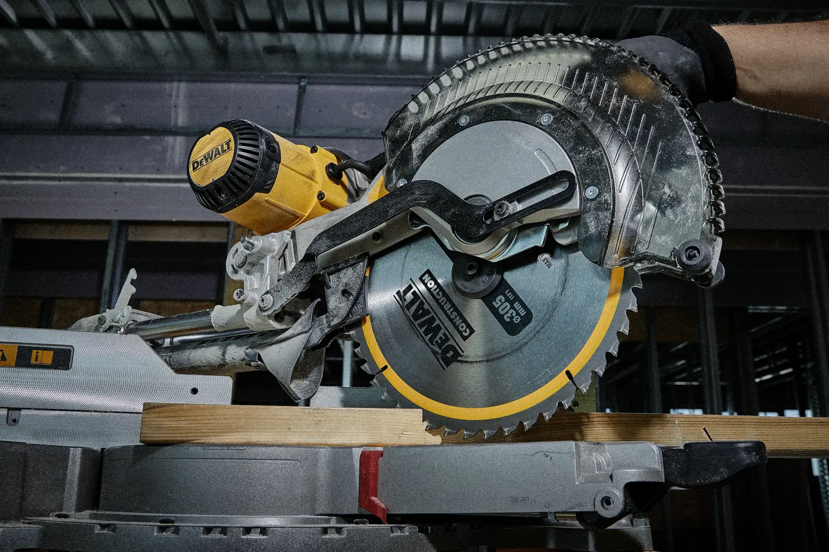 DEWALT® 305mm x 30mm 48T Circular Saw Blade