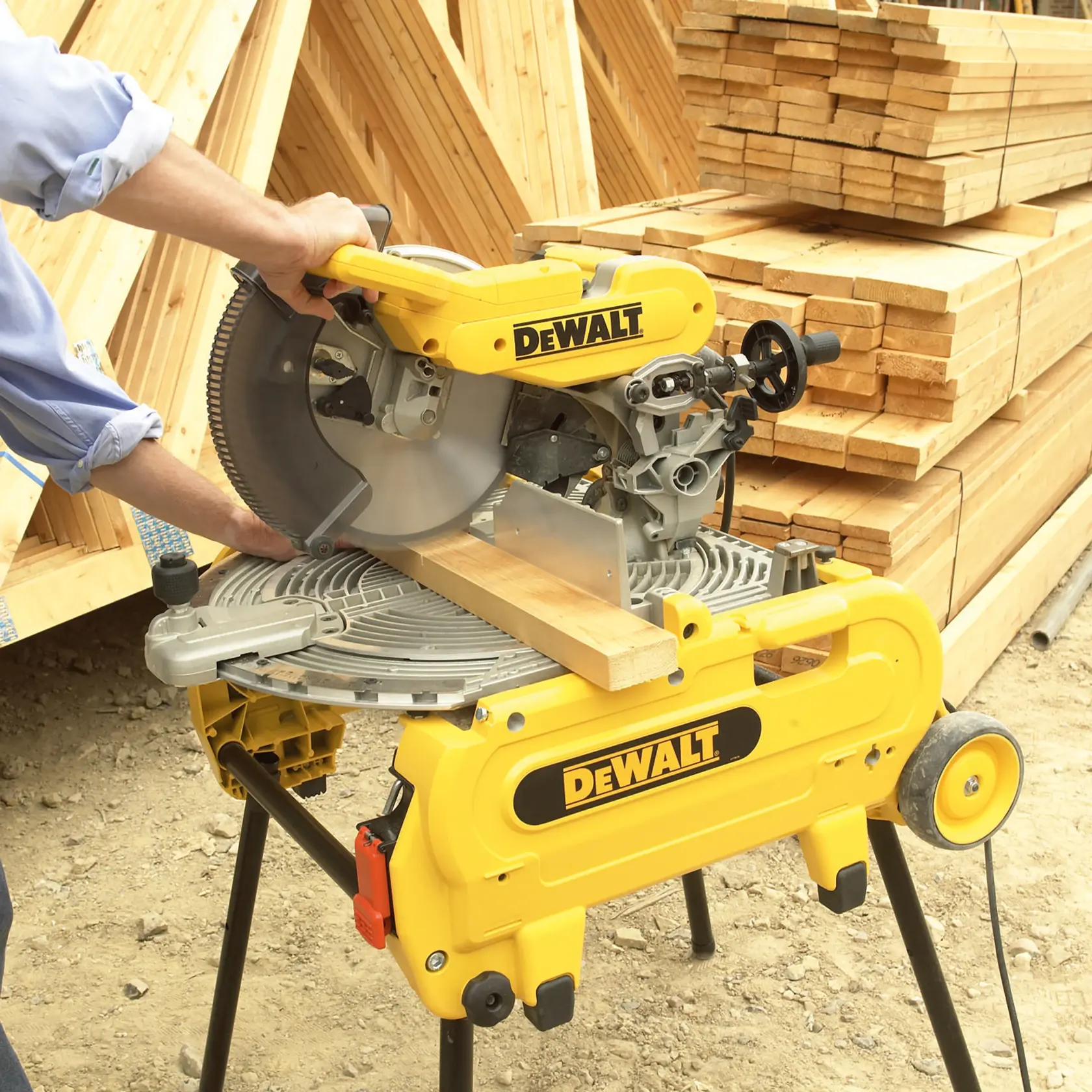 DEWALT® EXTREME Workshop 305mm 80T Circular Saw Blade, Arbor Diameter - 30mm