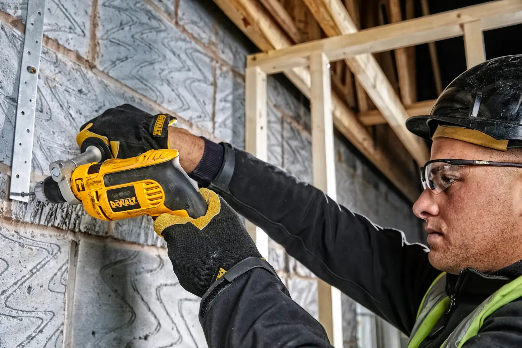 DEWALT® 750W Corded Percussion Drill