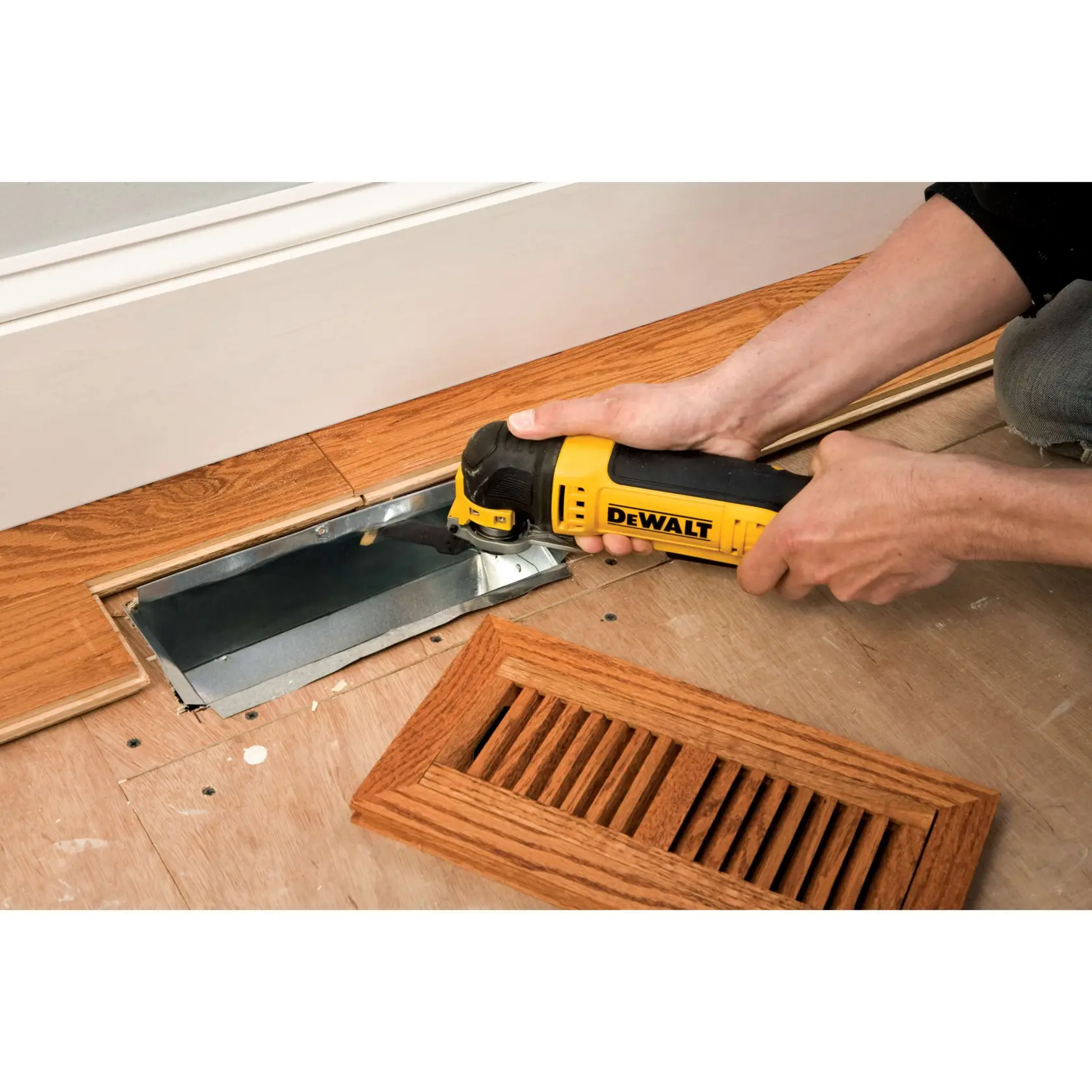 DEWALT® Oscillating Multi-Tool