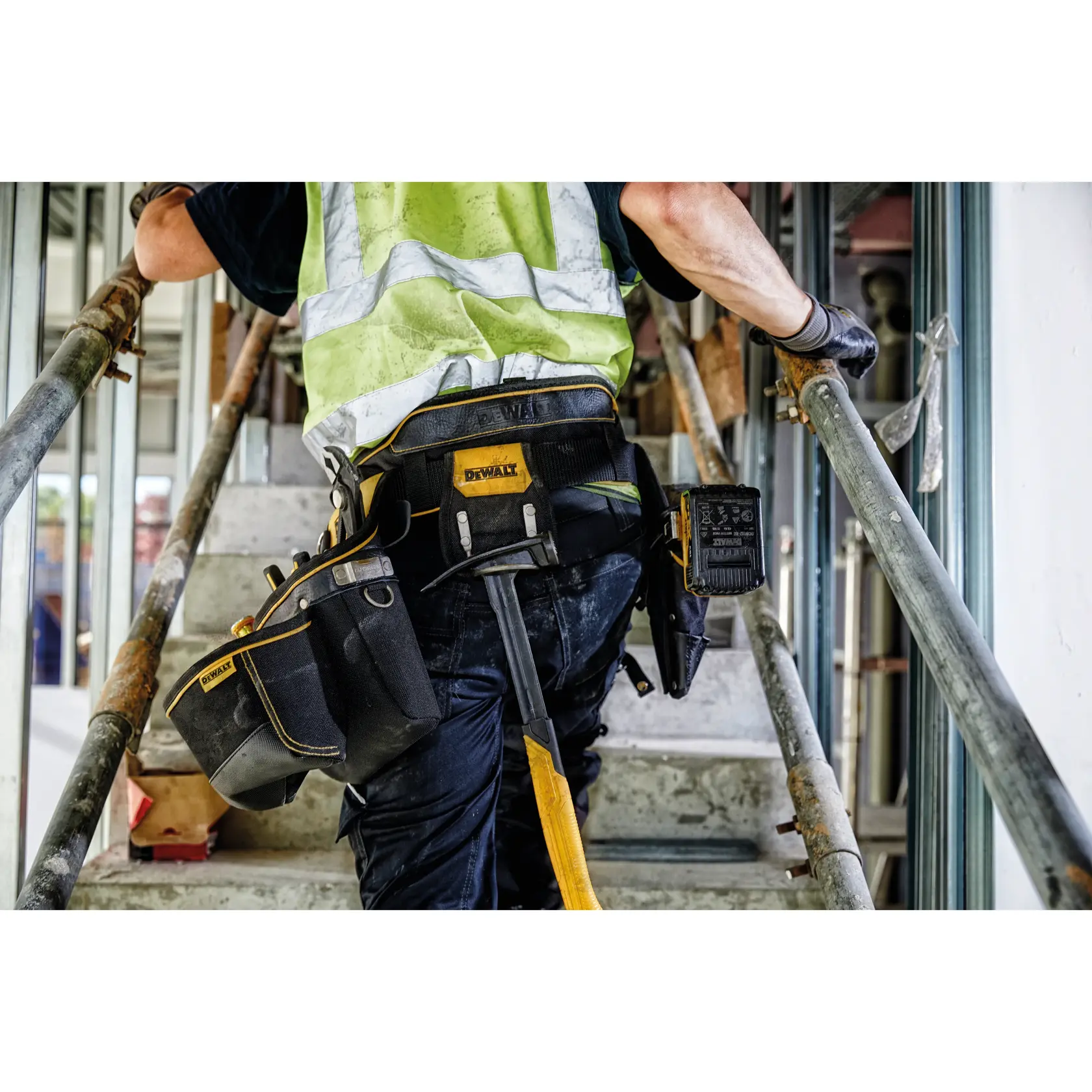 DEWALT® Multi Purpose Pouch
